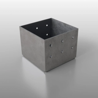 Patka sloupku 140x140 šroubovací uzavřená